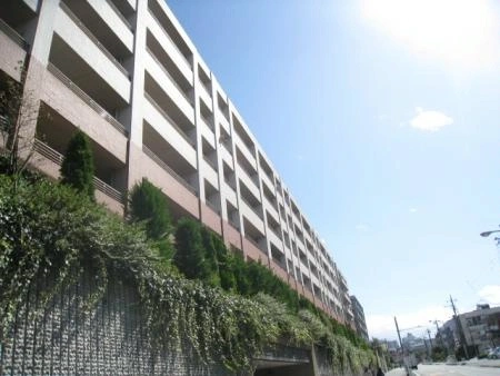 クレッセント青葉台の丘