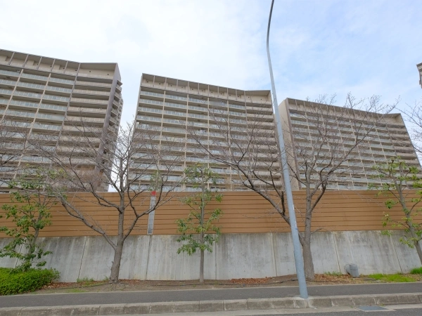リバティパーク枚方・遊園の丘A・B・C棟