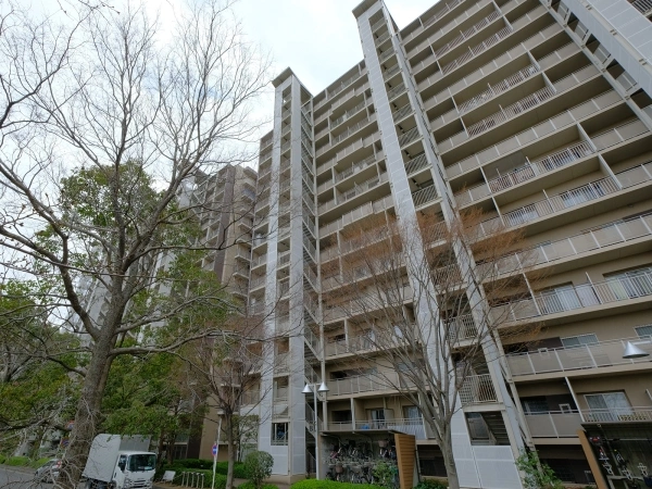 リバティパーク枚方・遊園の丘A・B・C棟
