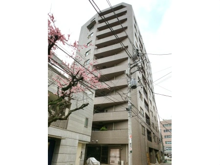 ルミネ本郷赤門前