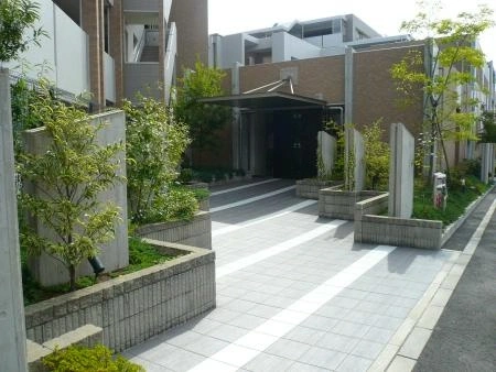ドレッセ市ヶ尾ラネイ