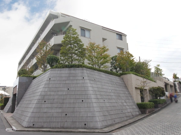 クレアヒルズ青葉荏田