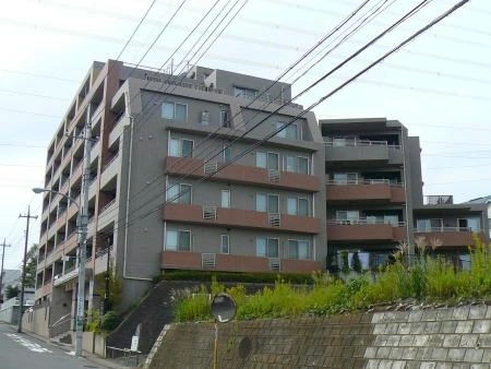 パストラルフォート江田