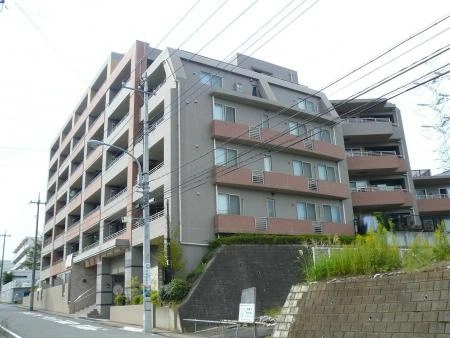 パストラルフォート江田