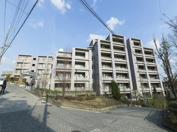 ドレッセあざみ野コリーナコート