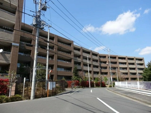 グランディスタ青葉台