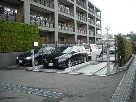 パークホームズ鷺沼二丁目ヒルトップ