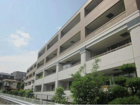 ヒルズ鷺沼フォレスタージュ