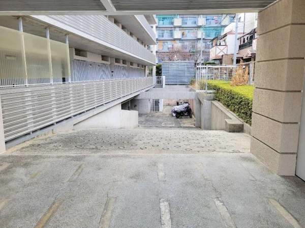 クレール東塚口 敷地内