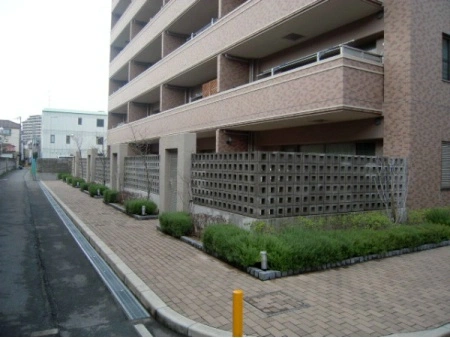 クレアガーデン高槻松風館