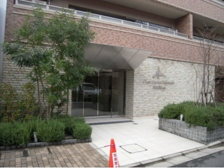 クレアガーデン高槻松風館