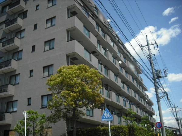 ステイツ武蔵新城市民プラザ通り