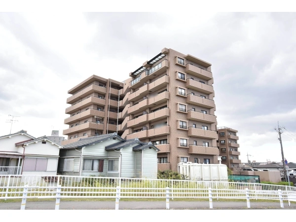 ライオンズガーデン園田