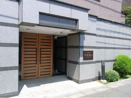コスモ千歳烏山ロイヤルフォルム