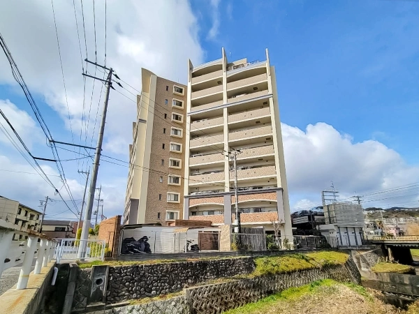 ハイネスクラウズ宝塚中山ボスタージェ
