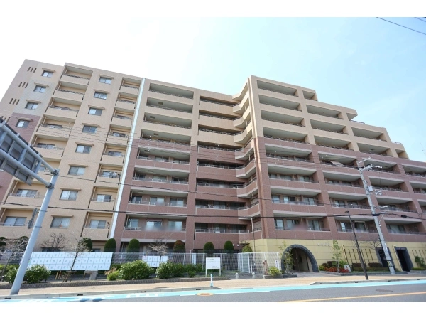ファミール逆瀬川ザ・ガーデン