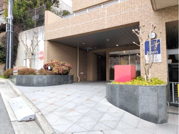 クイーンズ・プレイス雲雀丘花屋敷