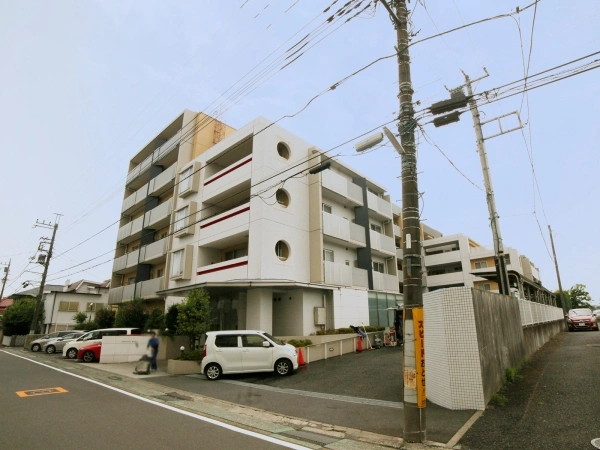 小田急コアロード海老名IV