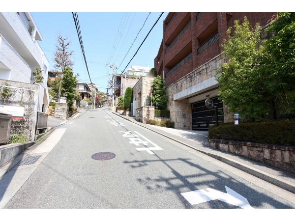 ファミールグラン雲雀丘