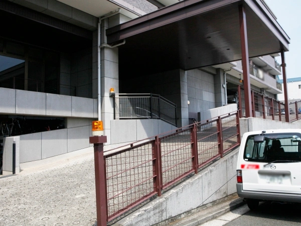 コスモ横浜和田町ヒルズ