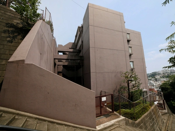 コスモ横浜和田町ヒルズ