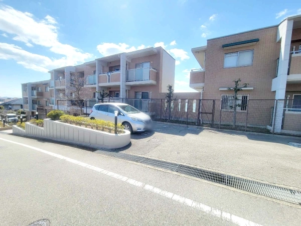 セントラル西雲雀丘