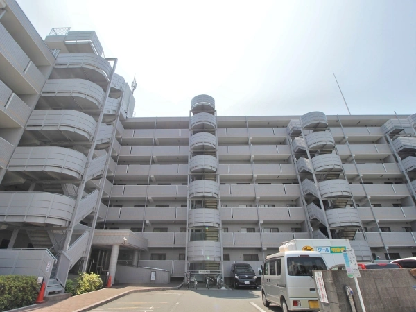 コスモ市川パセオ