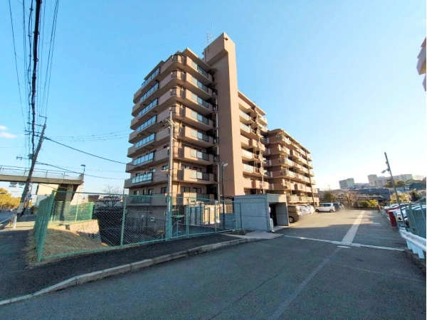 グランドール逆瀬川