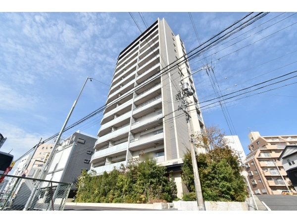 プラウド名東一社