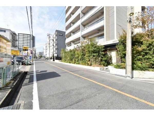 プラウド名東一社