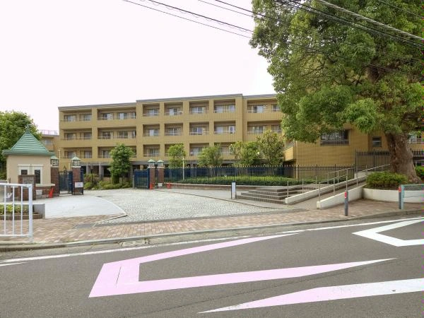 クリオレミントンハウス横浜山手