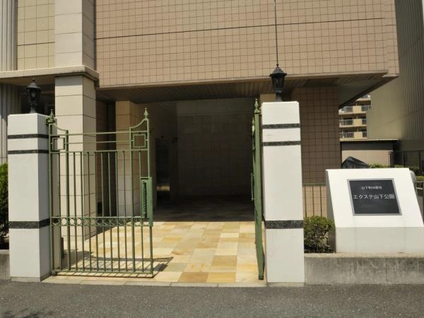 エクステ山下公園クレイドルタワー