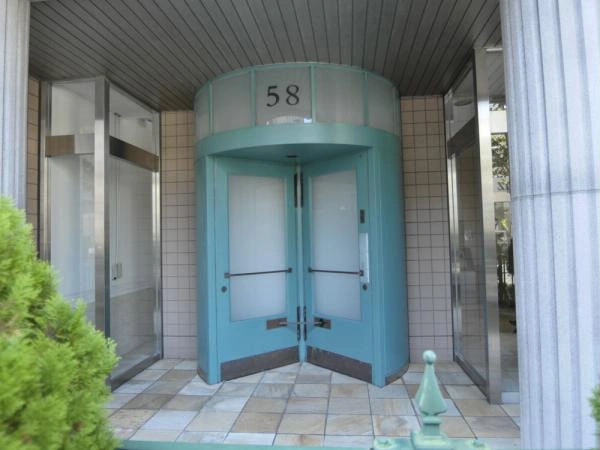 エクステ山下公園クレイドルタワー