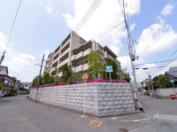 ファミールグラン甲子園口一丁目