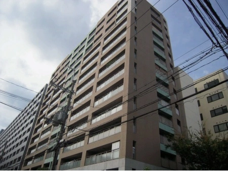 ペルル江坂