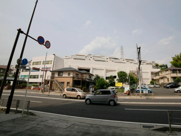 ルネ上星川