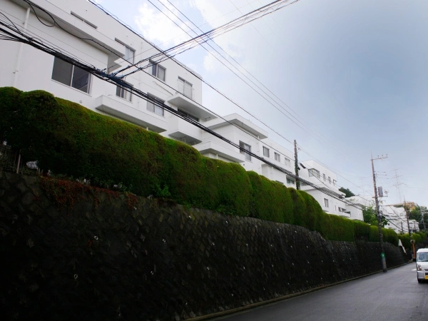 メガロン戸塚日限山