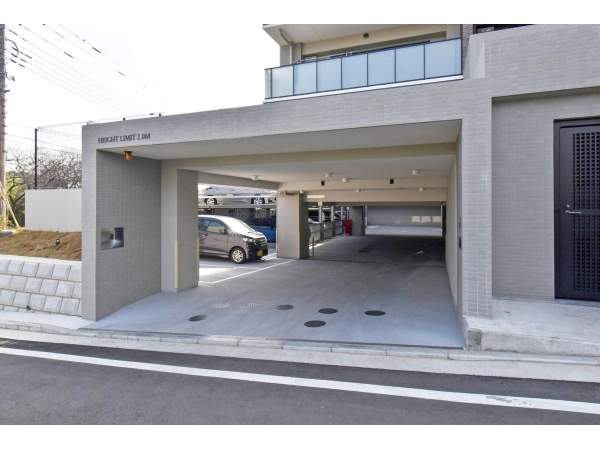 ドレッセ横浜十日市場レジデンス 