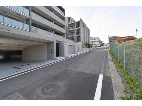 ドレッセ横浜十日市場レジデンス 