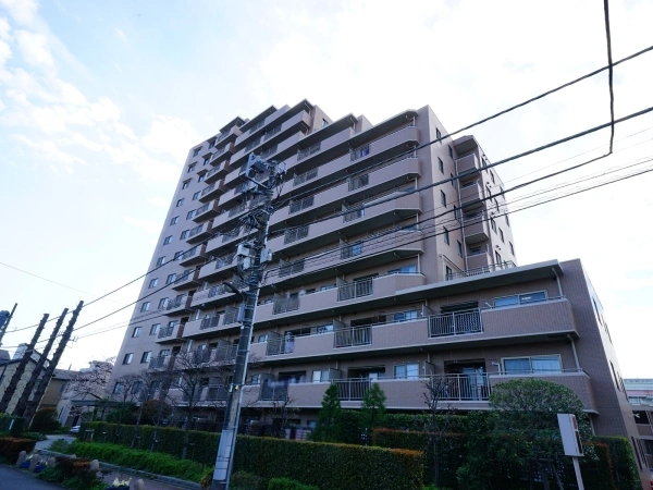 ヴィルヌーブガーデンズ綾瀬