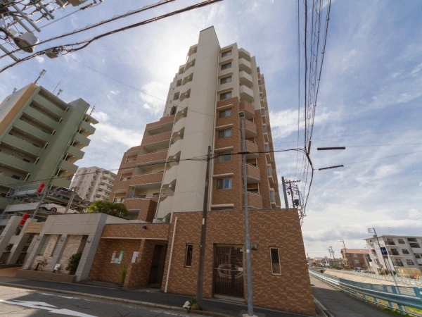 D’クラディア川名