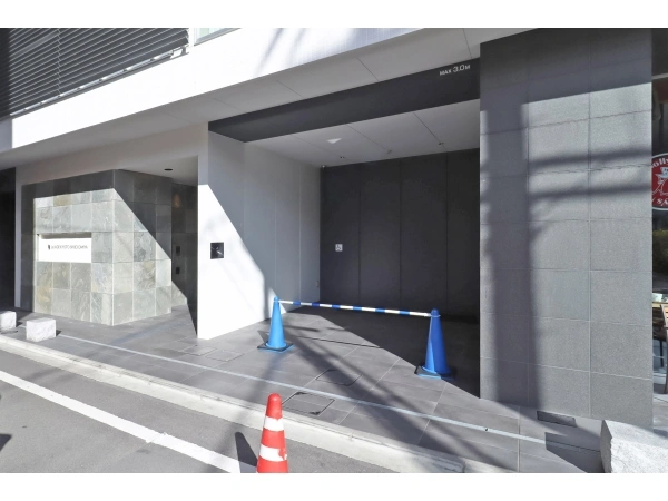レ・ジェイド京都四条大宮  敷地内