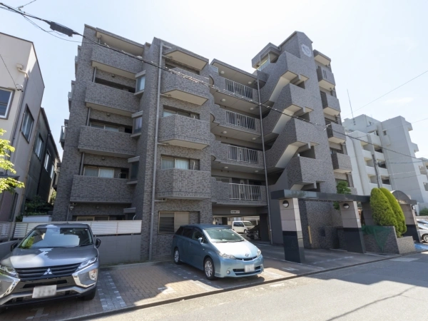 モアグレース川名