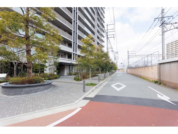 ルネ加島駅前パークフロント
