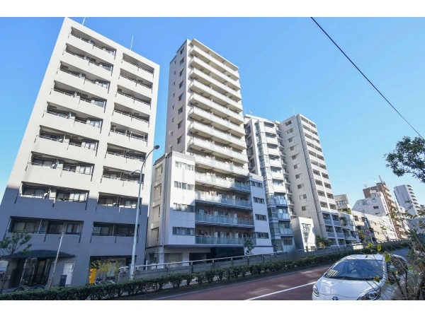 グローリオ東新宿