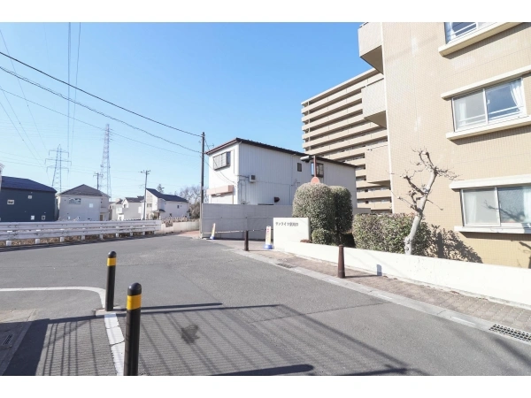 サンライフ東川口