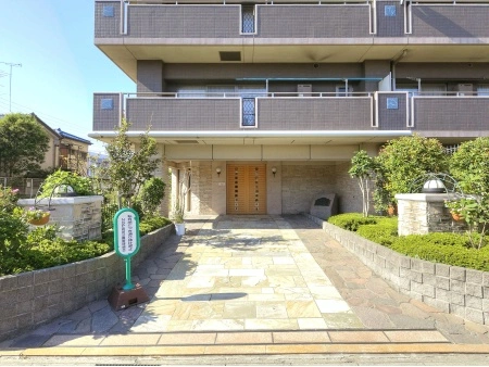 日神パレステージ高品公園