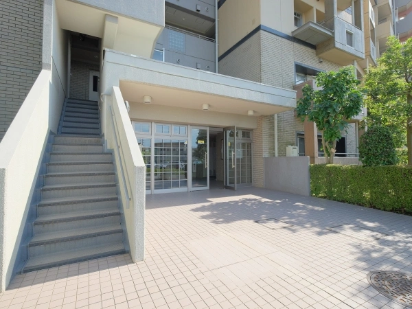 南大沢学園一番街