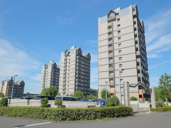 南大沢学園一番街