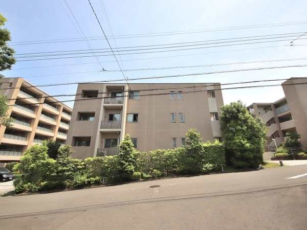 ドレッセ鷺沼オーセンティックテラス